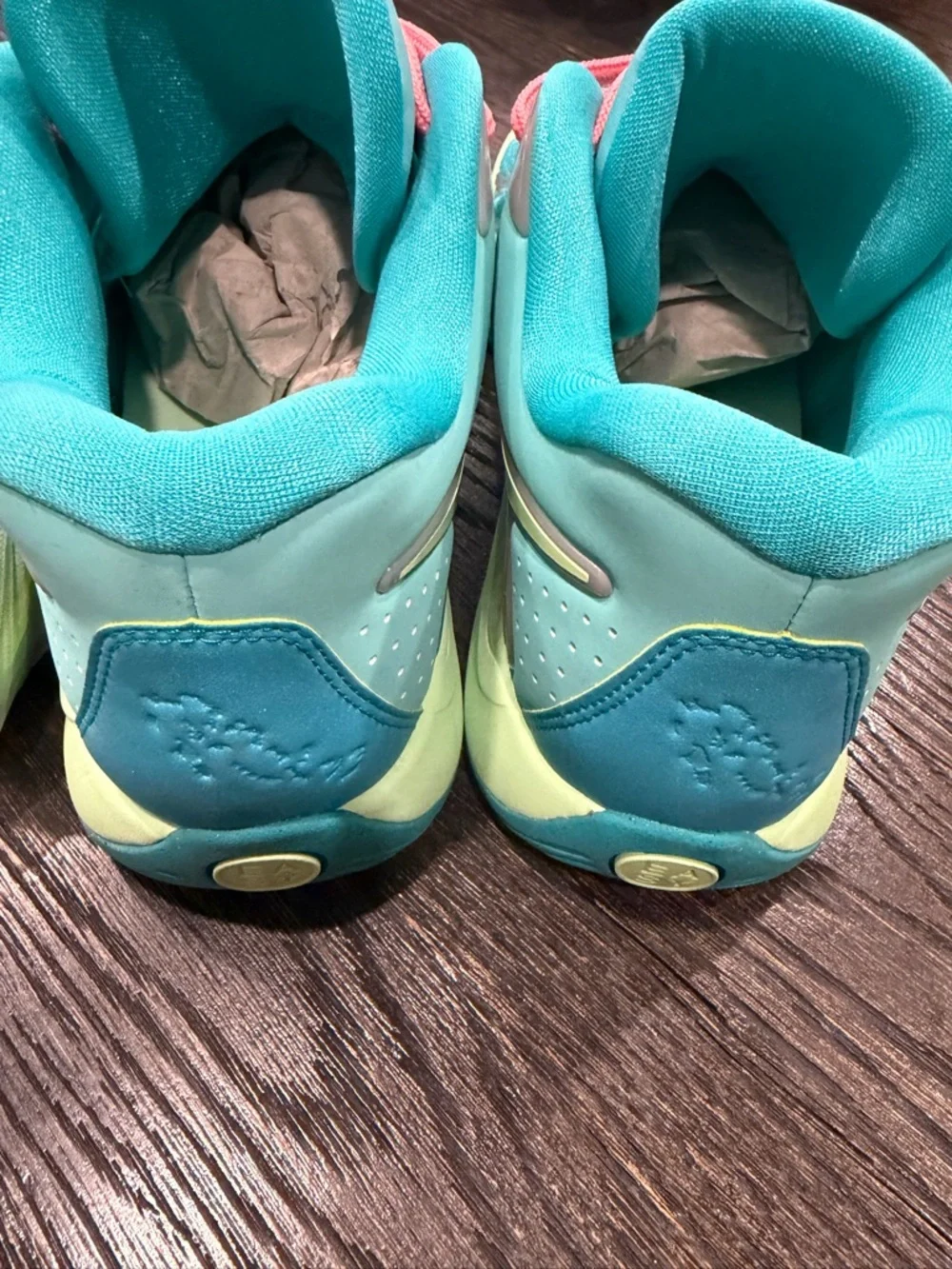 Nike Jonquel Jones KD 17 “Bahamas” Women’s Size 13